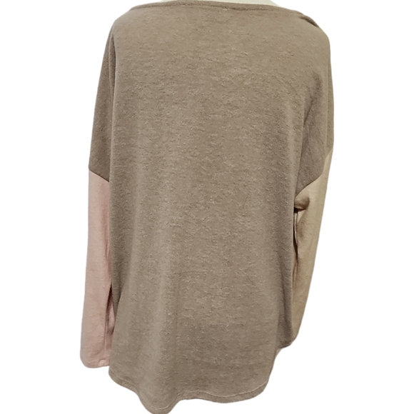 Tempted Hearts Lightweight Sweater - Picture 3 of 8